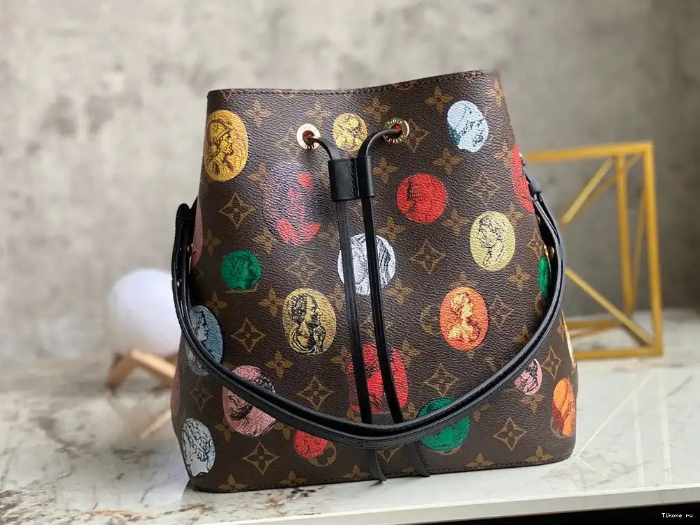 Cheap NÉONOÉ LOUIS VUITTON 0502